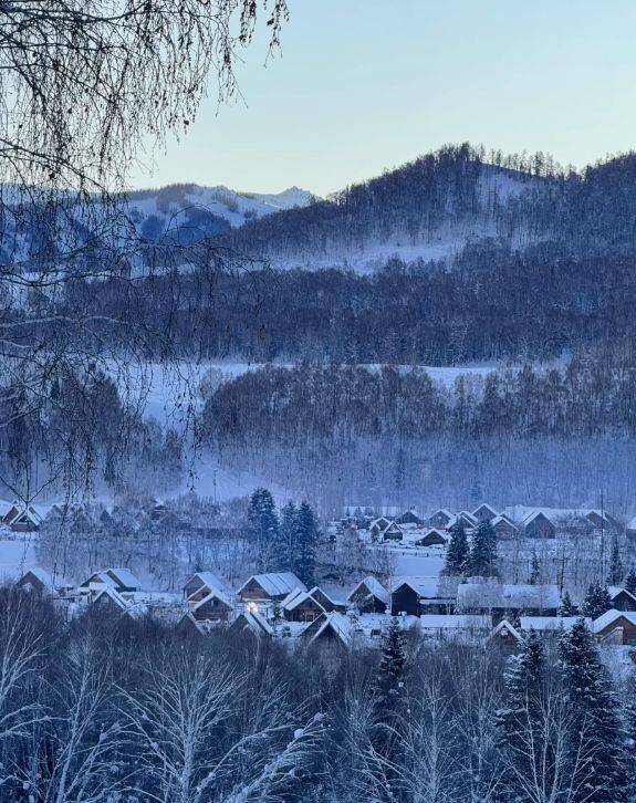 胜游领衔2025新疆高信誉旅行社TOP10pg电子中国网站5000+游客亲测揭晓：远(图3)